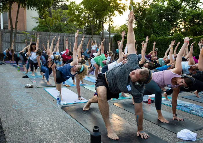 Forever Om Yoga Vernon Hills Picture 7