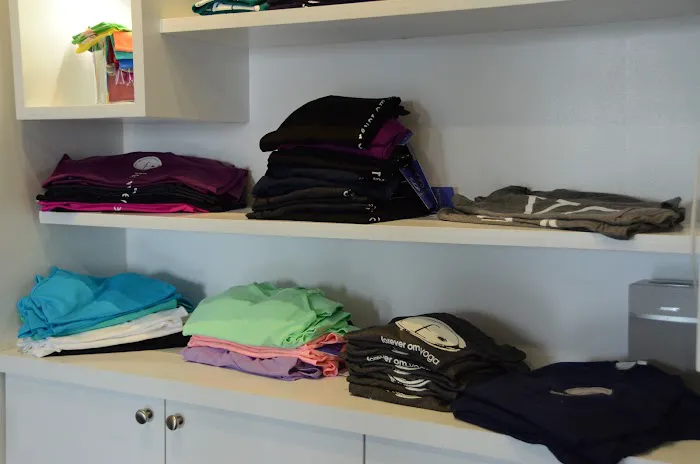 Forever Om Yoga Vernon Hills Picture 1