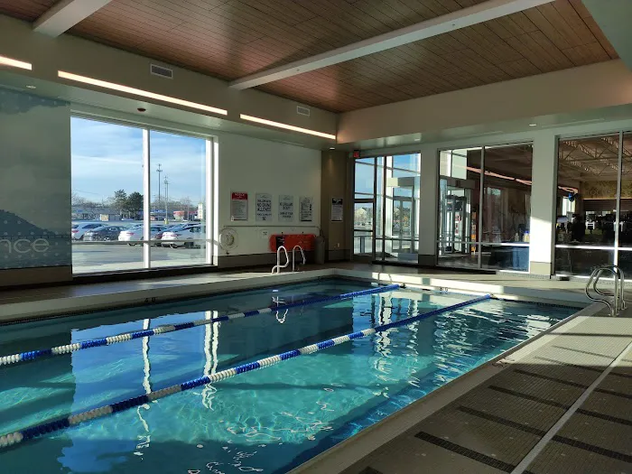 LA Fitness Picture 7