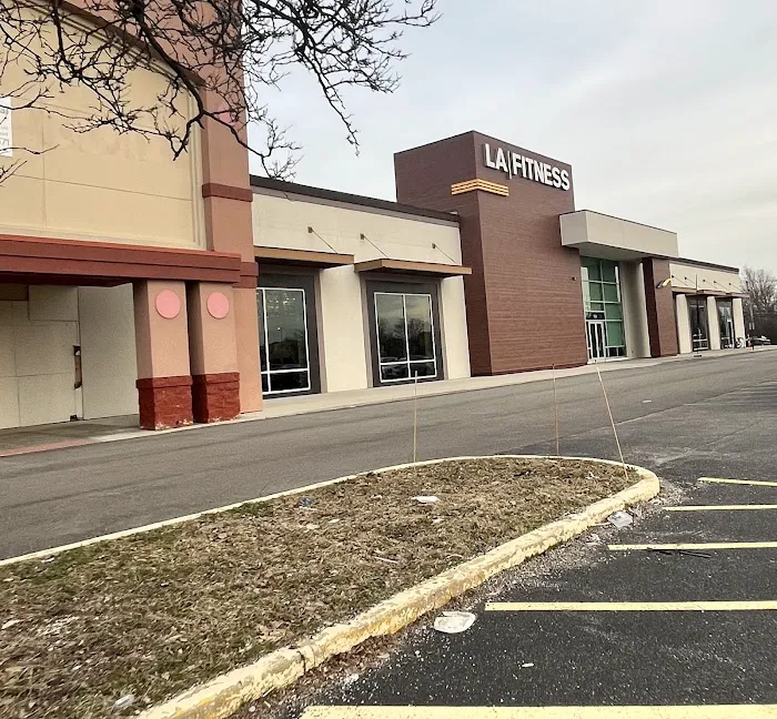 LA Fitness Picture 2