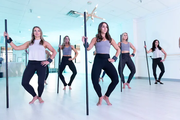 Studio Elevate Fit Picture 3