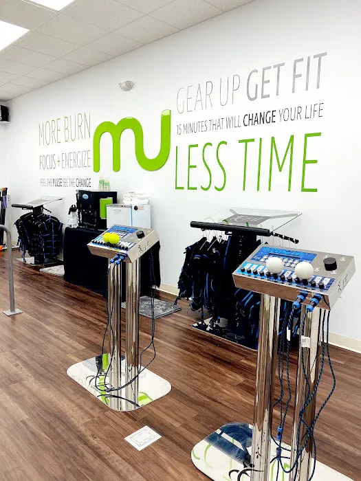 Manduu EMS Fitness Libertyville Picture 4