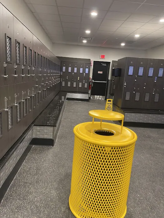 Planet Fitness Picture 4