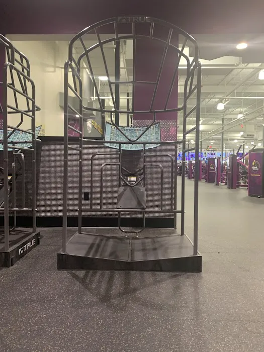 Planet Fitness Picture 9