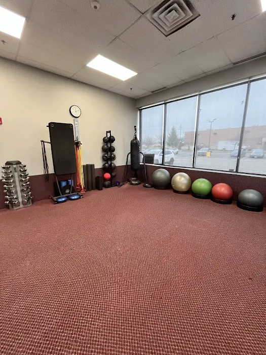 PRO FITNESS GYM Picture 4