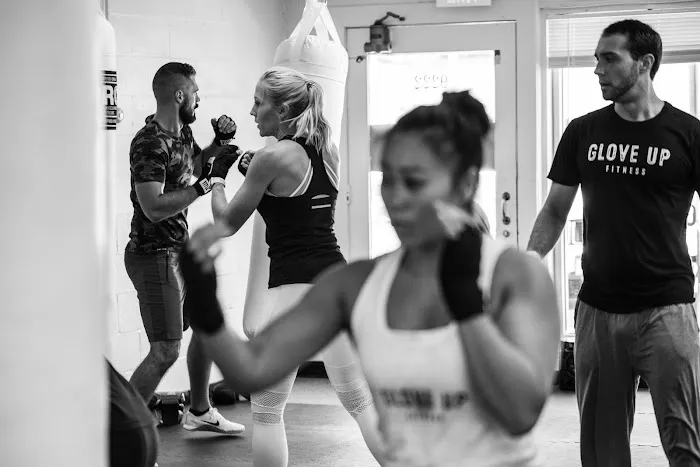 Glove Up Fitness Picture 3