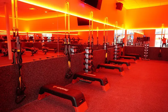 Club Fitness - Maplewood Picture 9