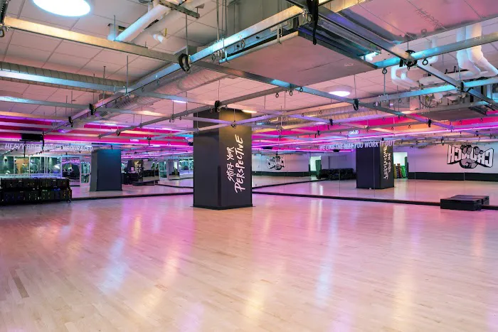 Crunch Fitness - FiDi Picture 5
