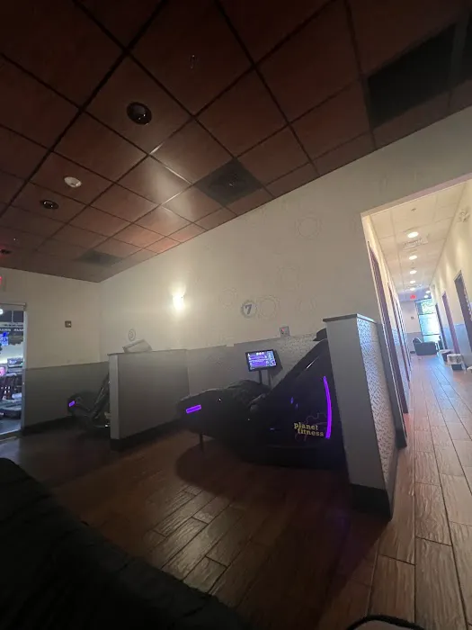 Planet Fitness Picture 7