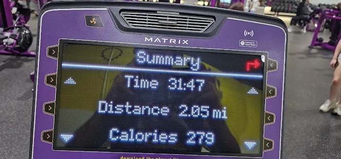Planet Fitness Picture 10