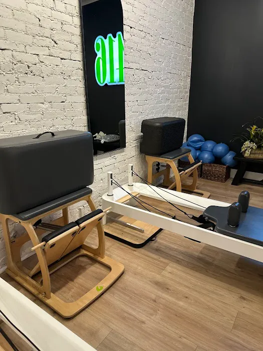 416 Pilates, The Movement Experience Picture 3