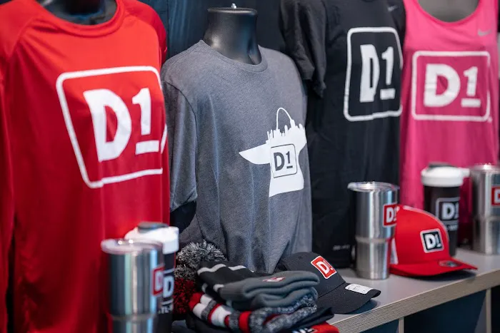 D1 Training St. Louis West Picture 8