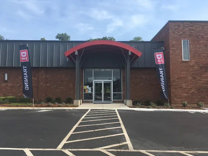 D1 Training St. Louis West Picture 4