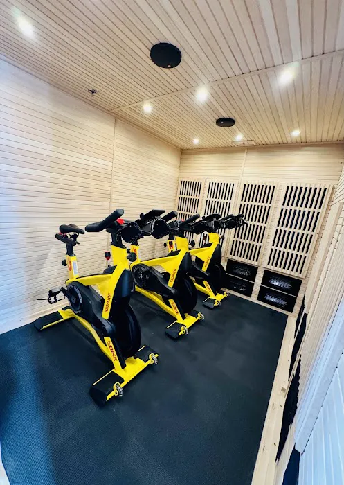 HOTWORX - Libertyville, IL Picture 9