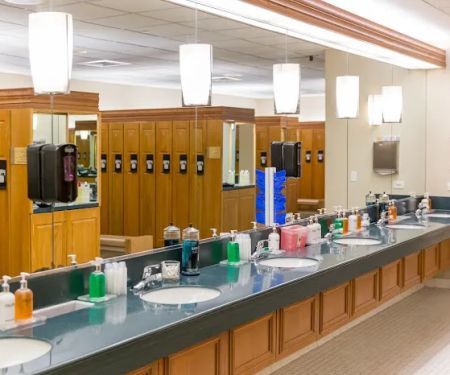 Northwestern Medicine Lake Forest Health & Fitness Center