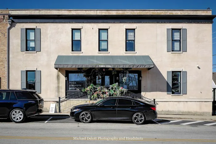 Toned Yoga Picture 8