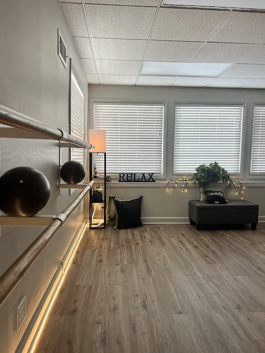 Yoga Barre - Yoga Classes, Barre & Pilates Picture 10