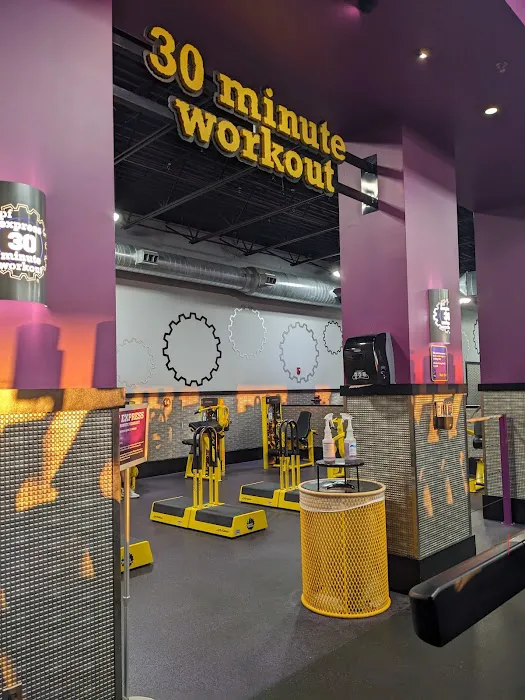 Planet Fitness Picture 5