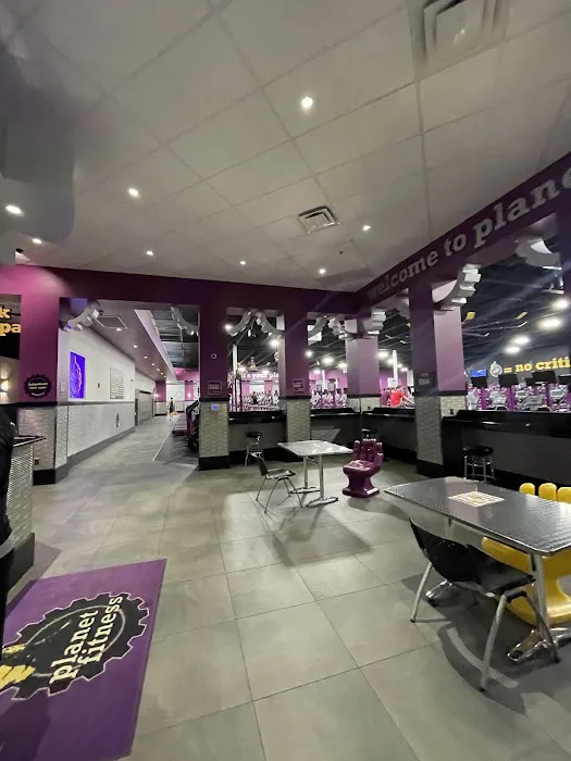 Planet Fitness Picture 6