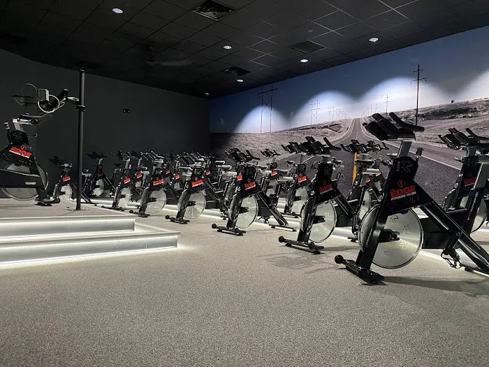 The Edge Fitness Clubs Picture 9