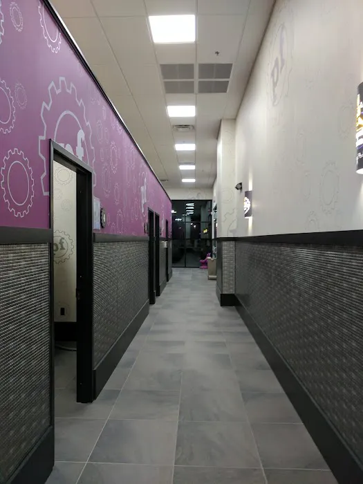 Planet Fitness Picture 1
