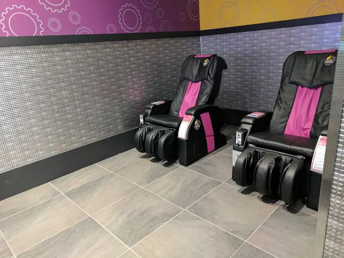 Planet Fitness Picture 7