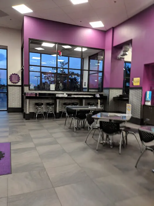 Planet Fitness Picture 6