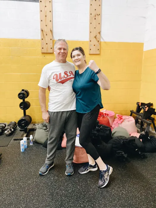 CrossFit Valley Park Picture 1