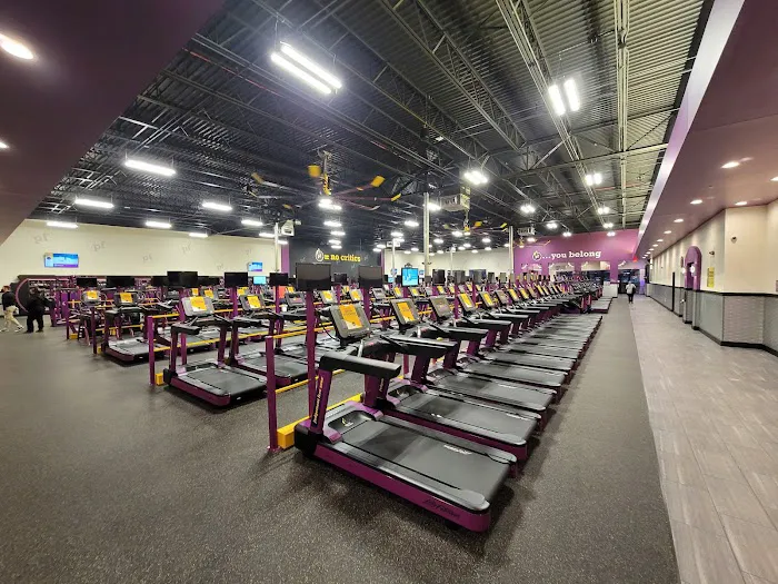 Planet Fitness Picture 1