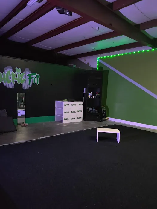 Luckie Fit studios Picture 4
