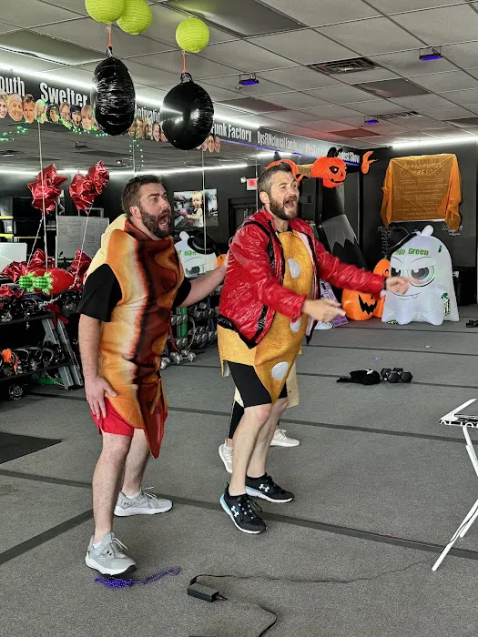 Sweatshop Grayslake Picture 9