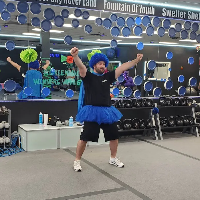 Sweatshop Grayslake Picture 10