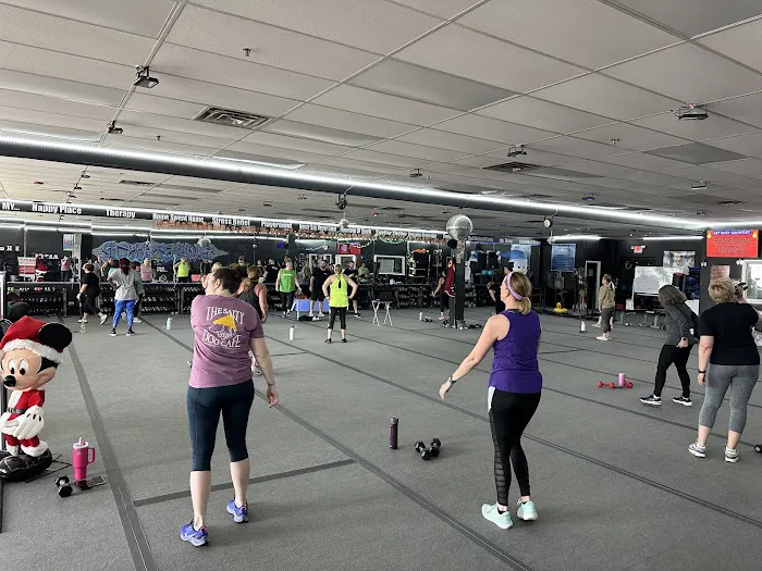 Sweatshop Grayslake Picture 1