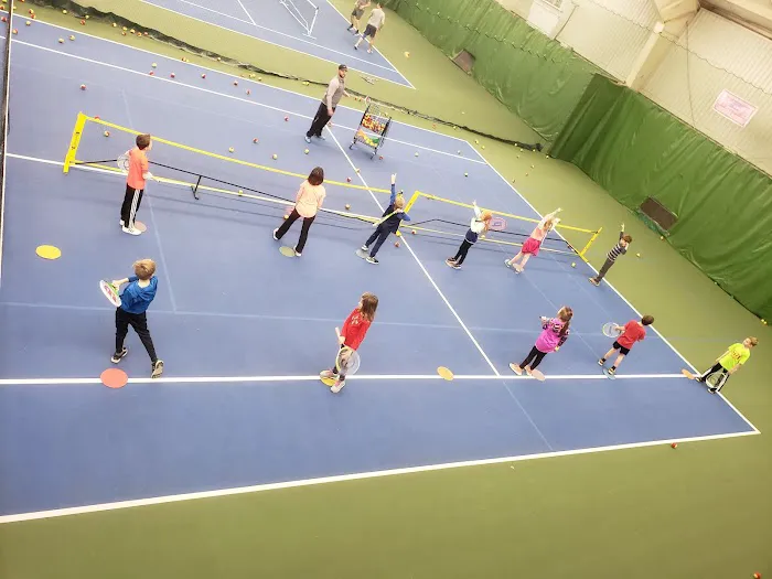 Vetta Sports - Tennis, Racquetball and Fitness Center Picture 2