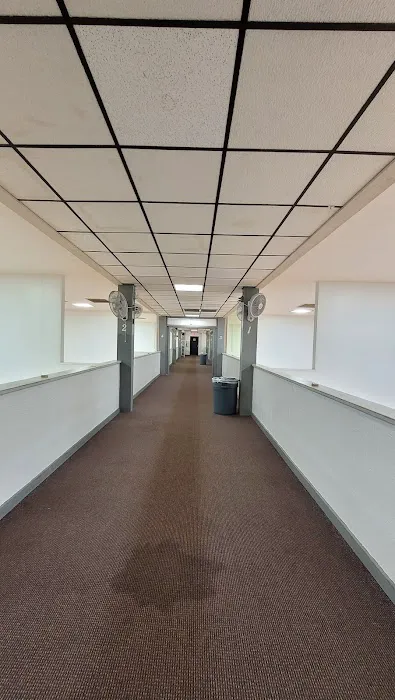 Vetta Sports - Tennis, Racquetball and Fitness Center Picture 1