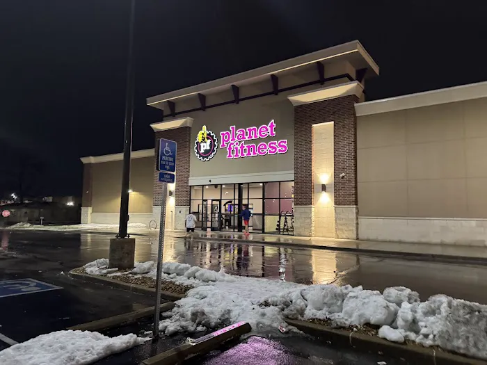 Planet Fitness Picture 4