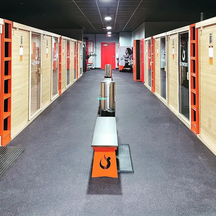 HOTWORX - Ellisville, MO Picture 6