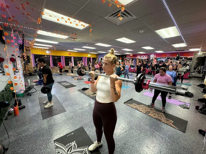 Revolution Health Wellness & Fitness Studio Picture 2