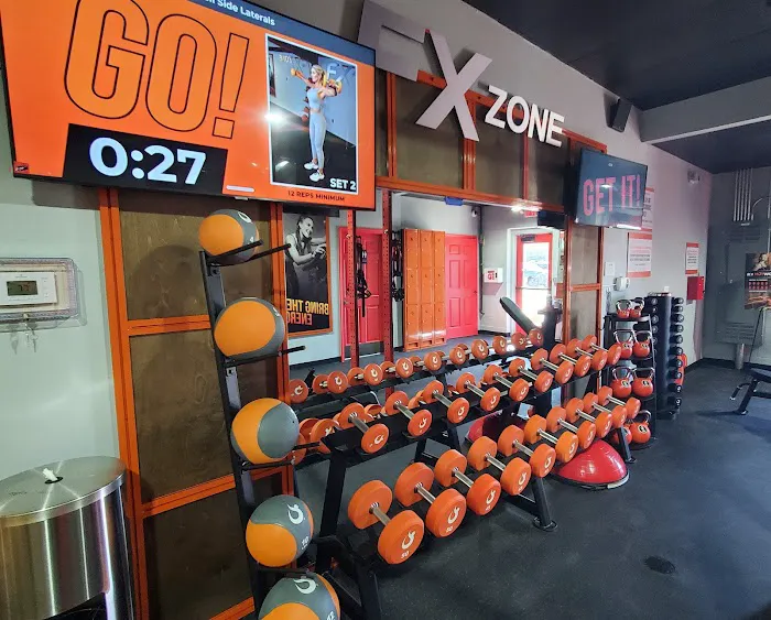 HOTWORX - Gurnee, IL - Central Picture 5