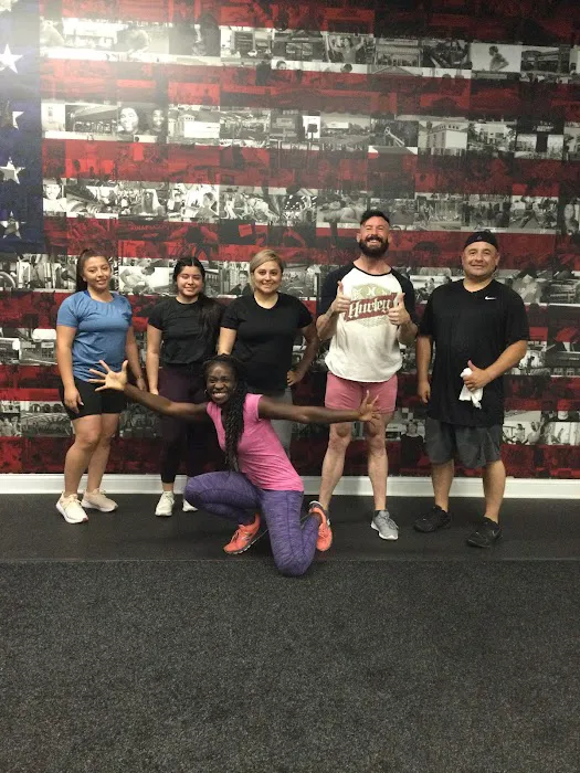 Snap Fitness Round Lake Beach Picture 6