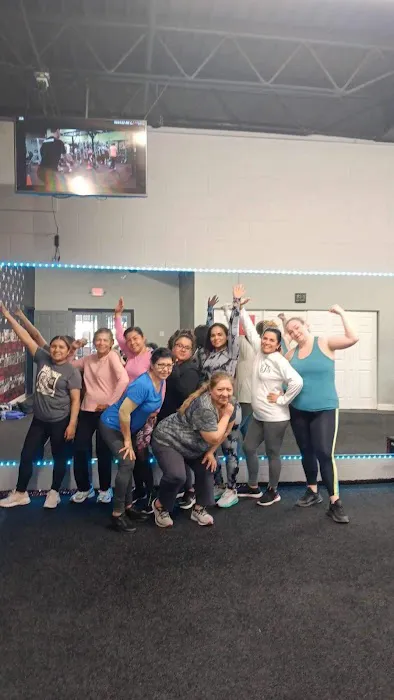 Snap Fitness Round Lake Beach Picture 2