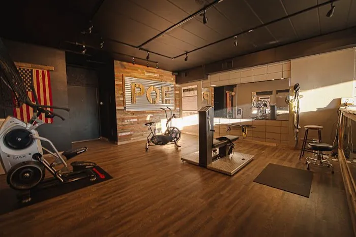 POE Strong Barrington Picture 7