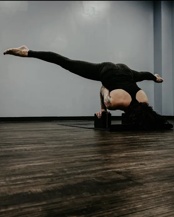Lake Yoga Picture 5