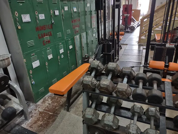 Monster Garage Gym Picture 8