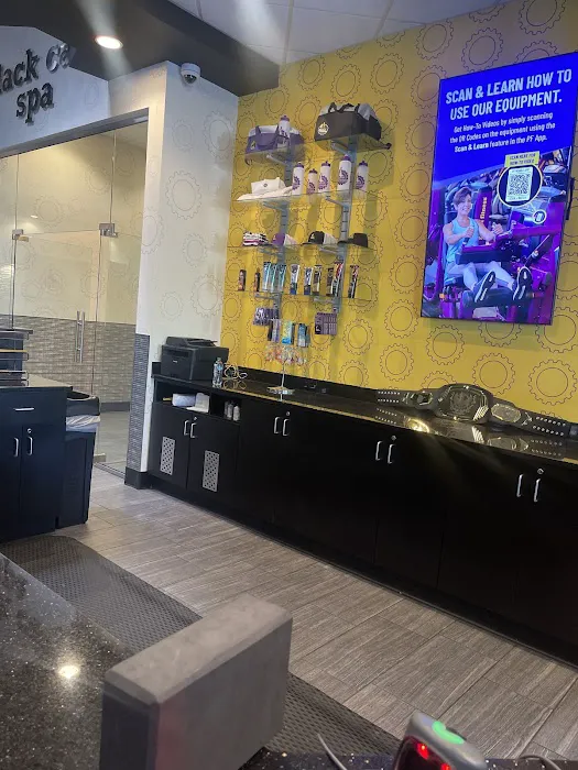 Planet Fitness Picture 7