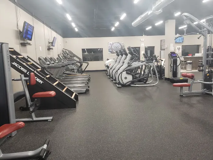 Meet Me At The Bar Picture 8