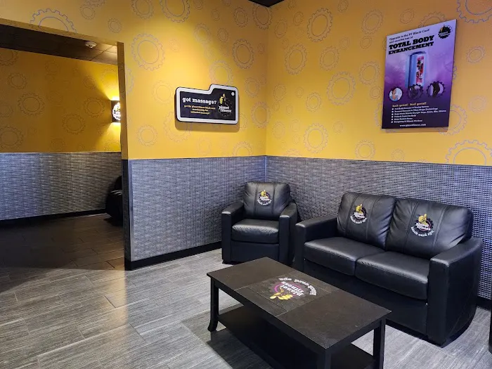 Planet Fitness Picture 8