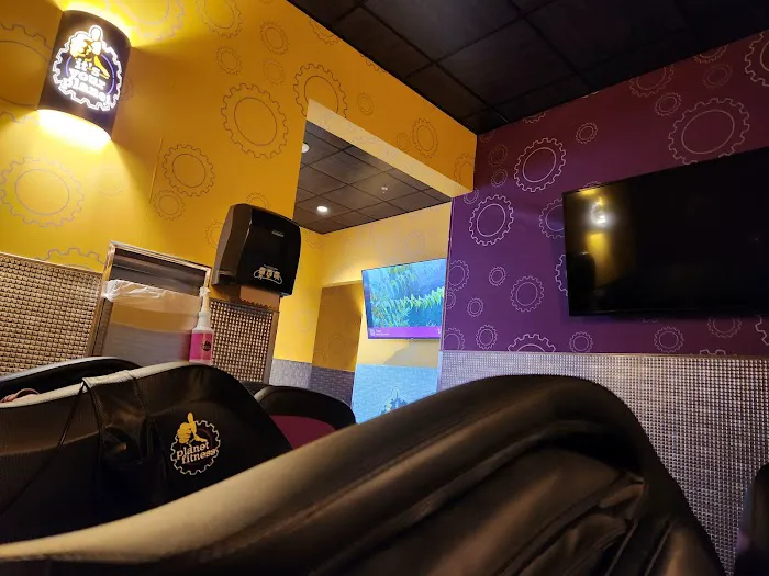 Planet Fitness Picture 3