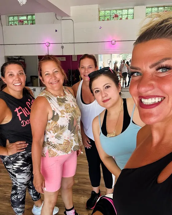 FLY GIRL DANCE & FITNESS Picture 2
