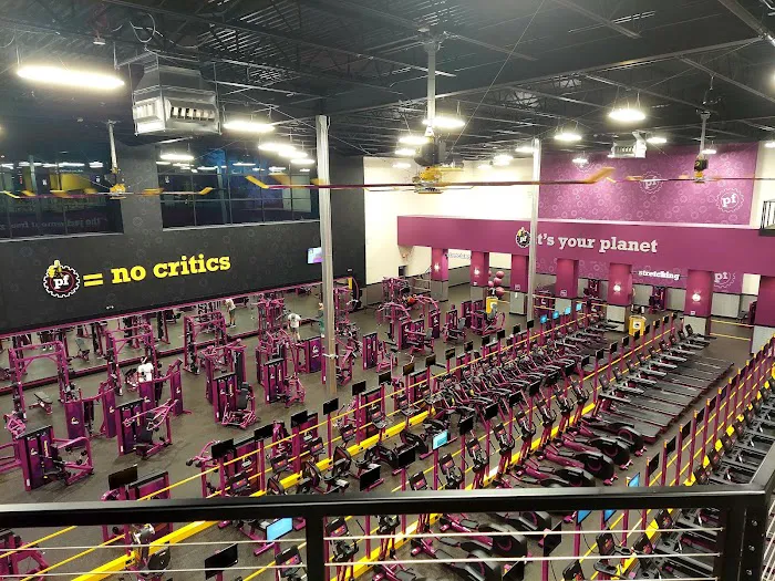 Planet Fitness Picture 8